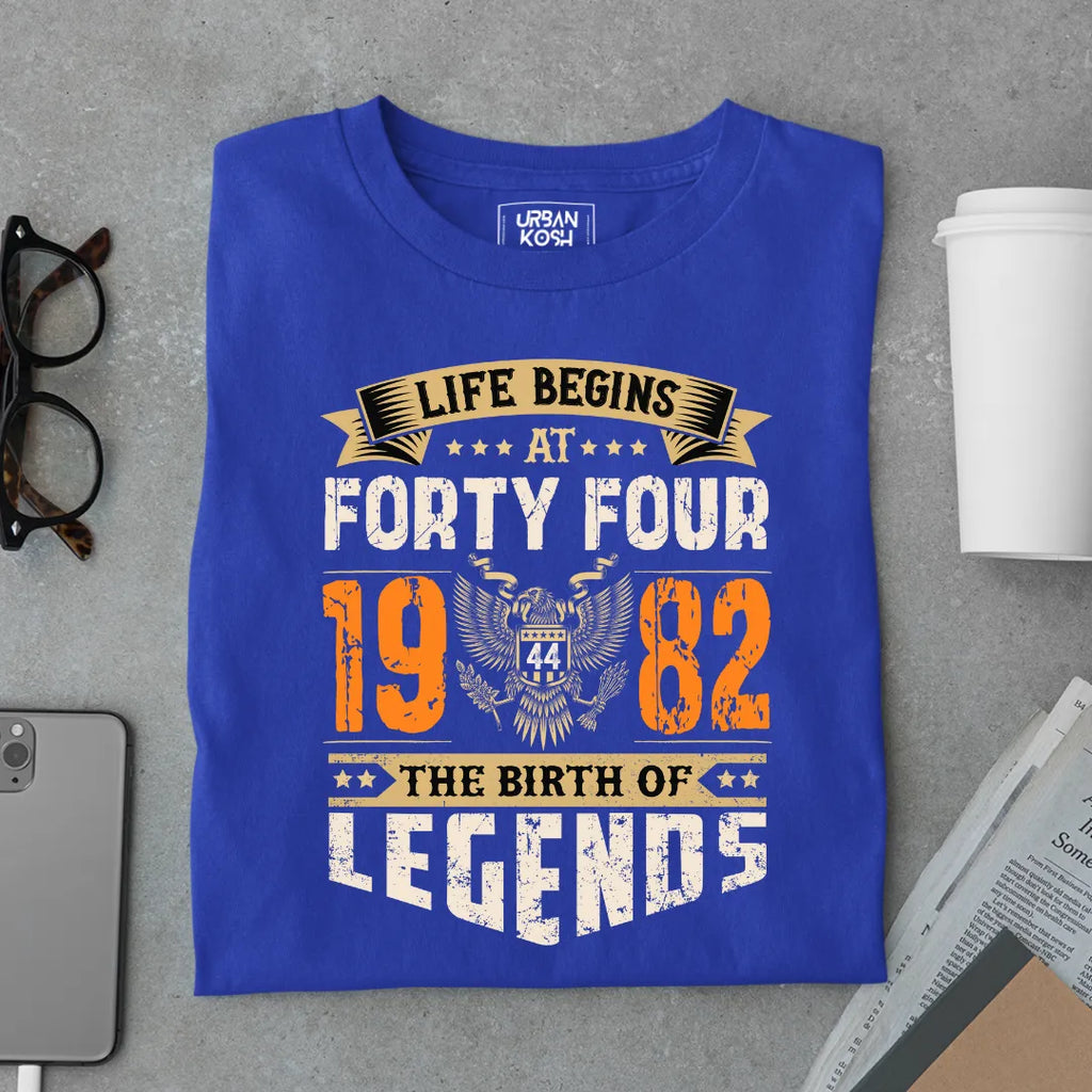 Life Begins at 44, 1982 The Birth of Legends Premium T-shirt