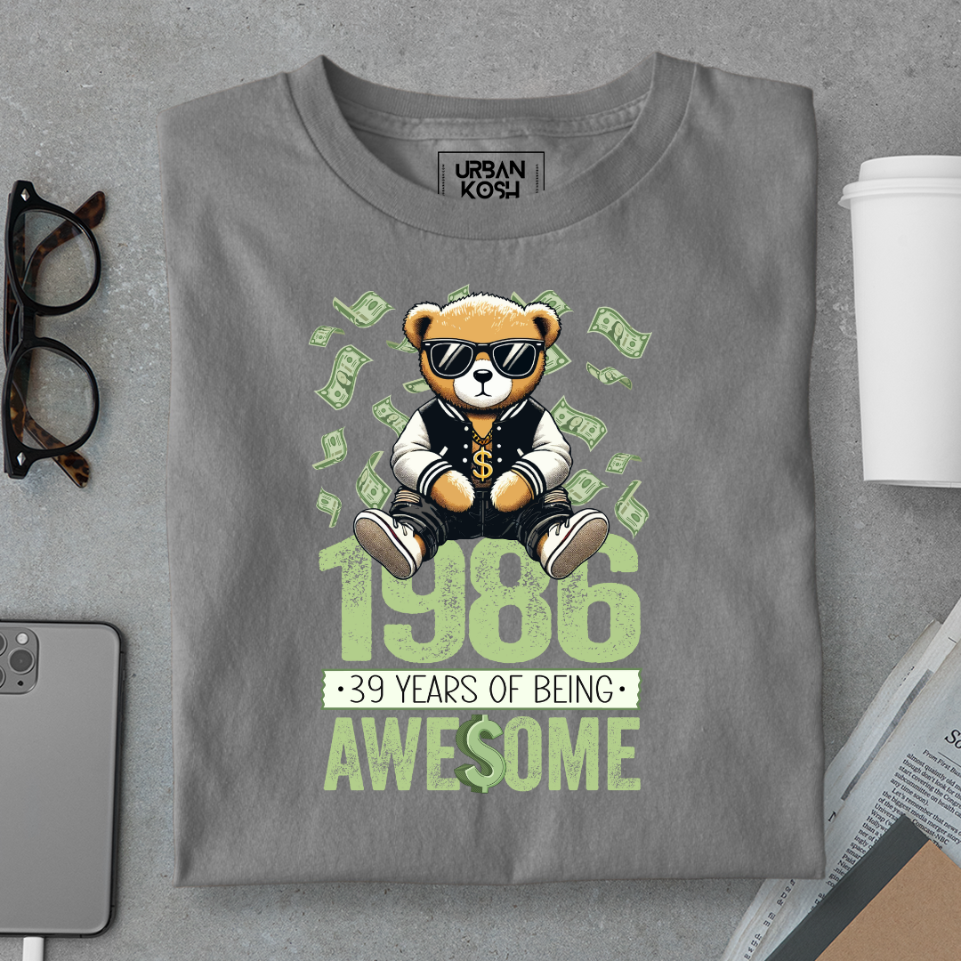 Teddy 1986, 39 Years of Being Awesome Premium Birthday T-Shirt