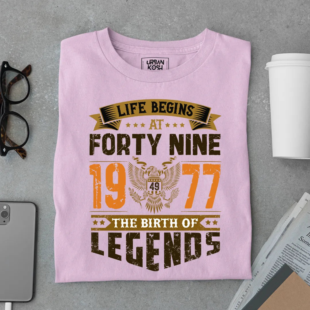 Life Begins at 49, 1977 The Birth of Legends Premium T-shirt